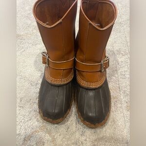 L.L. Bean Tan and brown leather Men’s hunting boots. Bean Boots. Size 9.